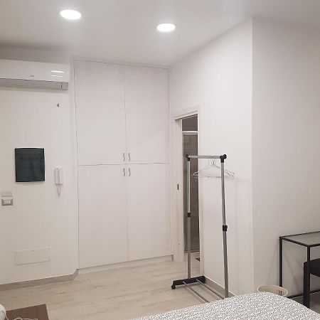 Guest House Via Milano Catanzaro Ngoại thất bức ảnh