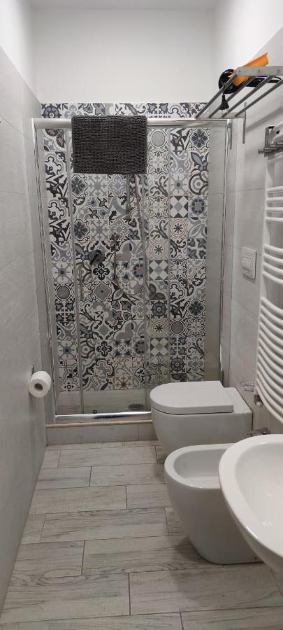 Guest House Via Milano Catanzaro Ngoại thất bức ảnh