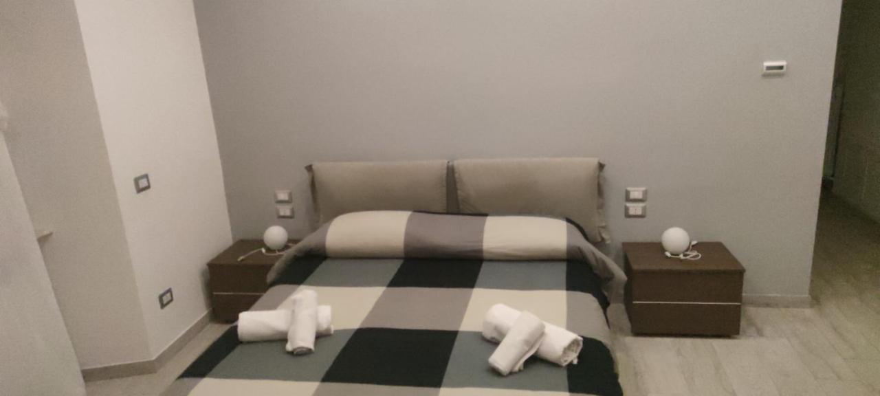 Guest House Via Milano Catanzaro Ngoại thất bức ảnh